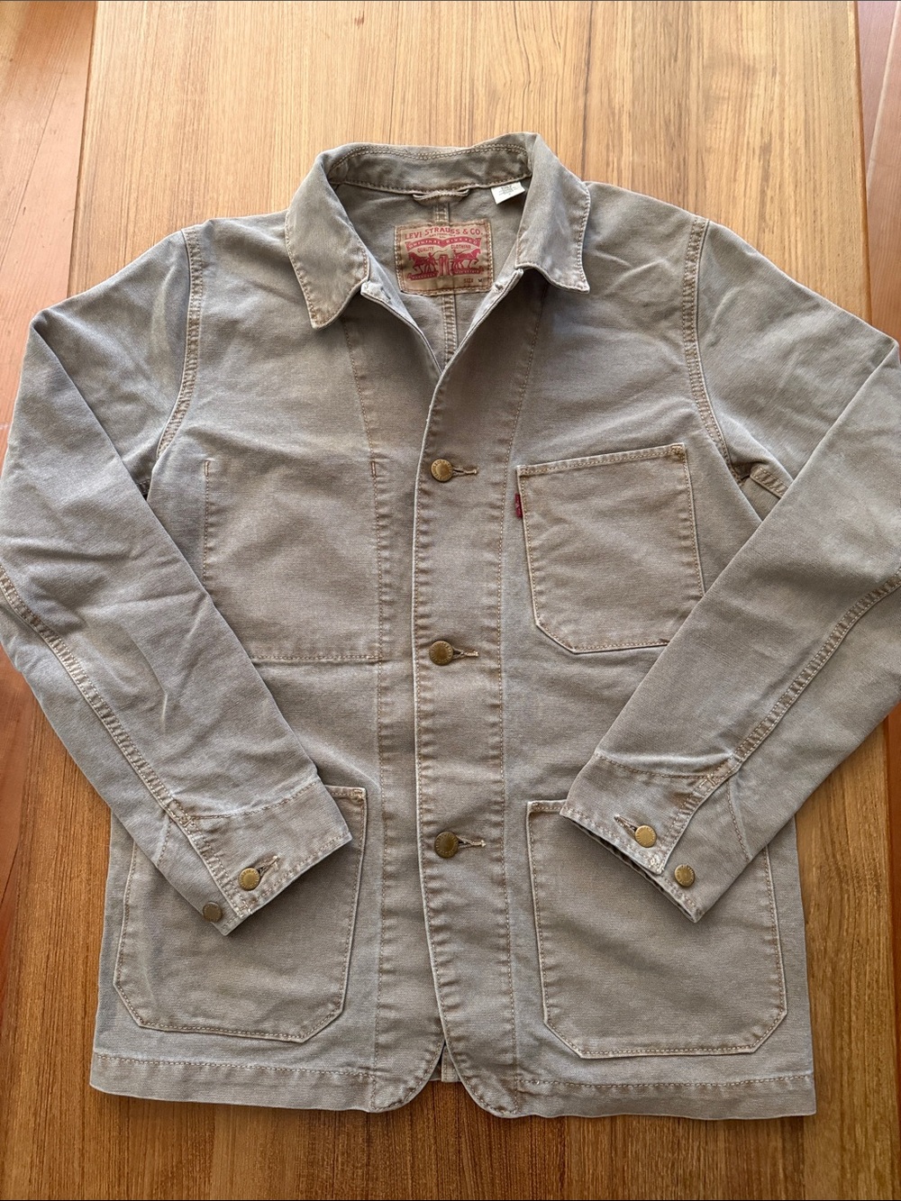 LEVI’S — Vintage Men’s Canvas Engineer Chore Coat in Khaki, size Medium